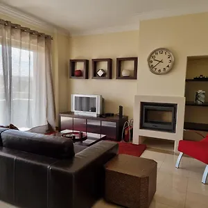 https://casa-malu.hotelscoimbra.com